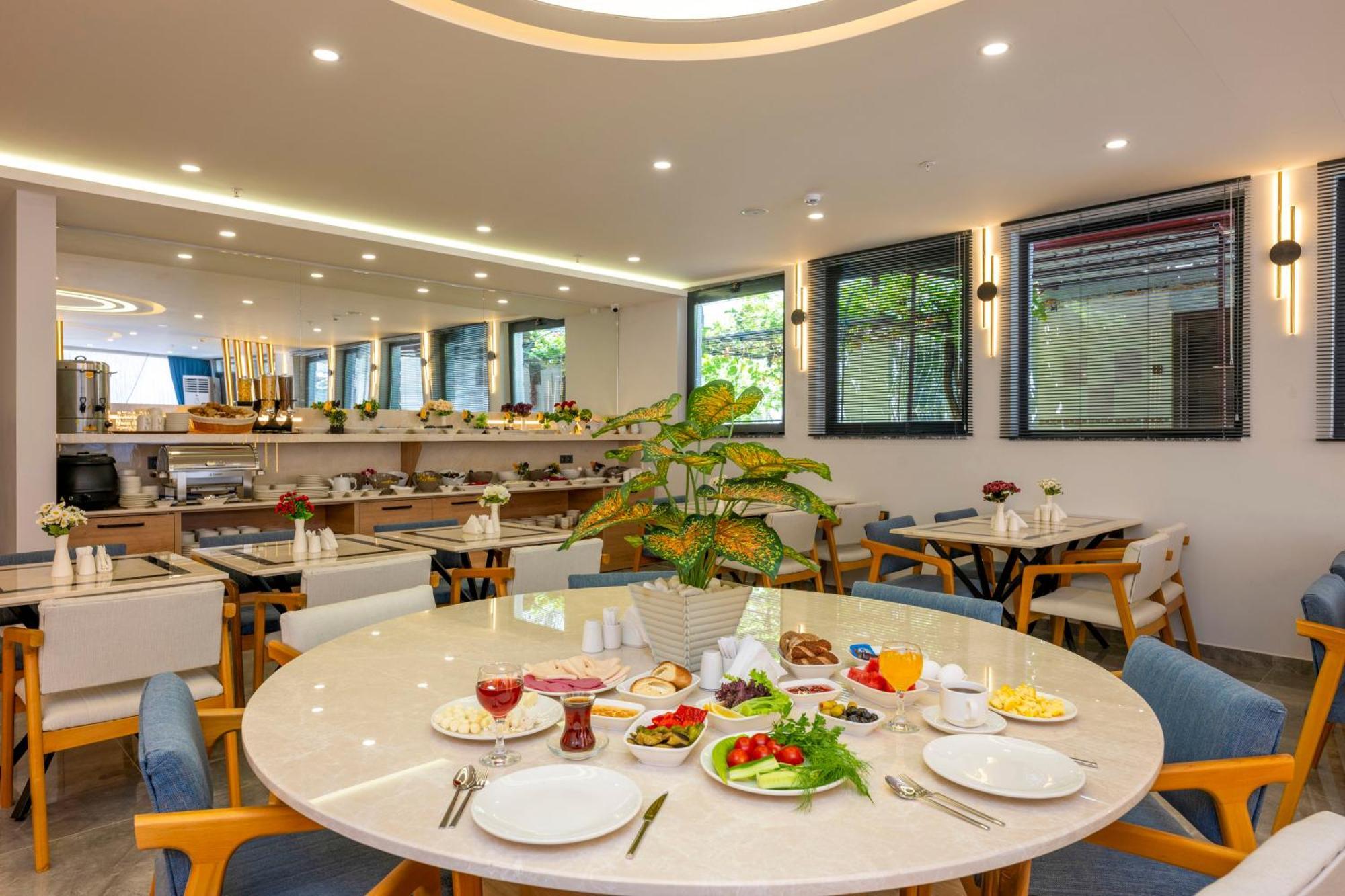 Diamond Luxury Hotel 안탈리아 외부 사진